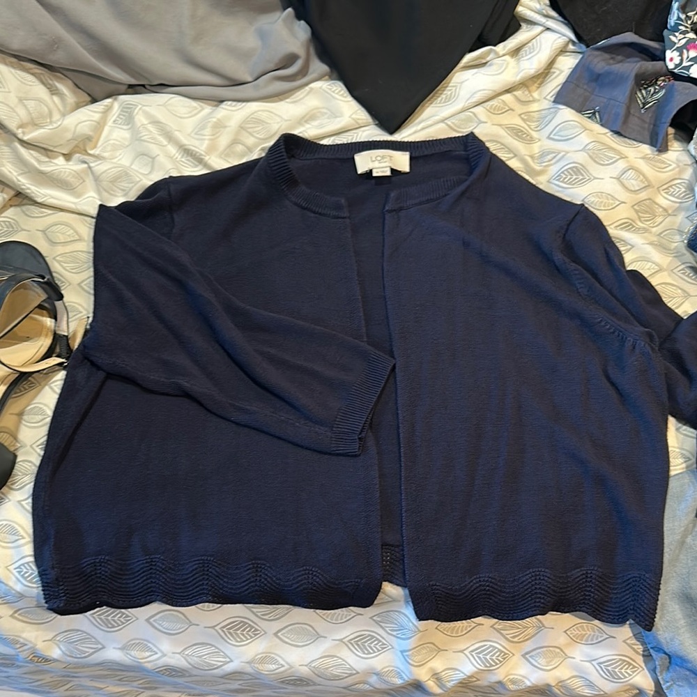 LOFT Crop Navy Blue Cardigan Sweater Classic Knit with Scalloped Finished Bottom